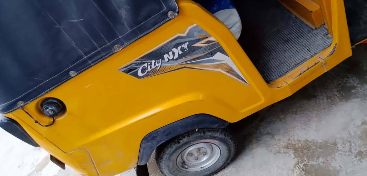 سلام عليكم تكتك بياجو موديل 21 مرقمه وباسمي تحويل ثاني يوم السعر 4مليون المراسله خاص المكان تقاطع الساده


**إذا كنت صاحب هذا الإعلان وتريد حذفه لأي سبب، رجاءا أرسل رسالة إلى الدعم الفني**