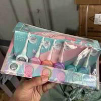 جديدنا لا ينتهي ايلاينر الوان❤️😍 فيه كل الالوان اللي ممكن تتخيليها علش...