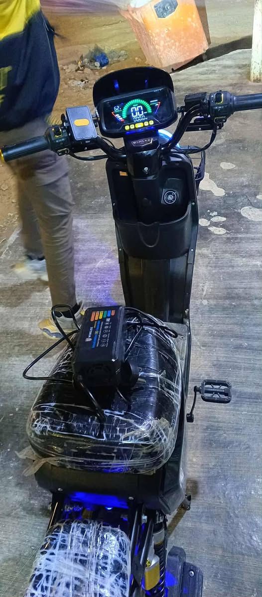 ماطور شحن للبيع صار شهر من اخذته يرهم اقصاط ويرهم نقد ***********
