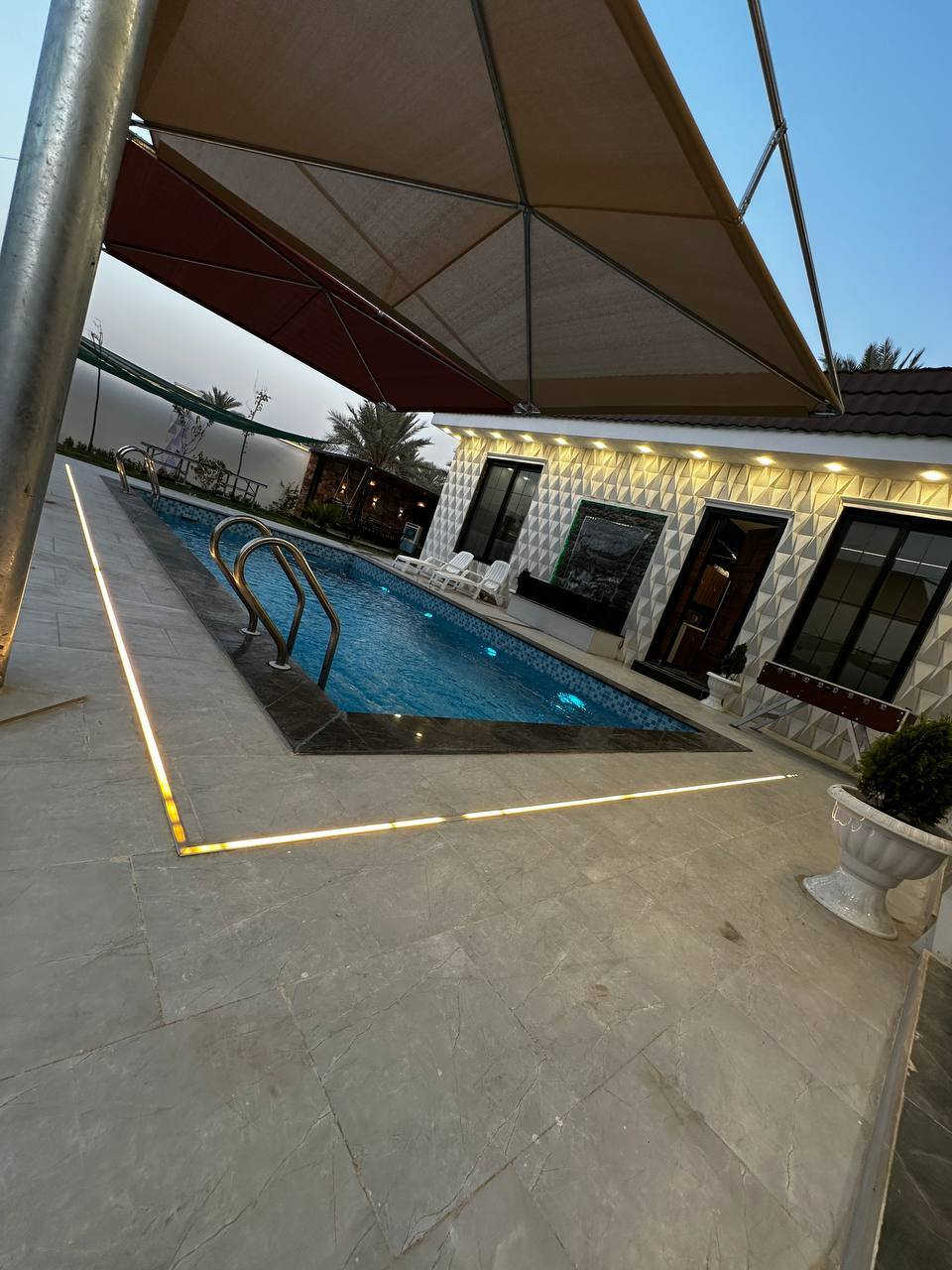 سلام عليكم مزرعه في منطقه الدوره البوعيثه متوفره طيله ايام الاسبوع للحجز  ***********
ونستقبل العوائل والشباب والكروبات

علما المزرعه موثقه بتطبيق اجرلي
