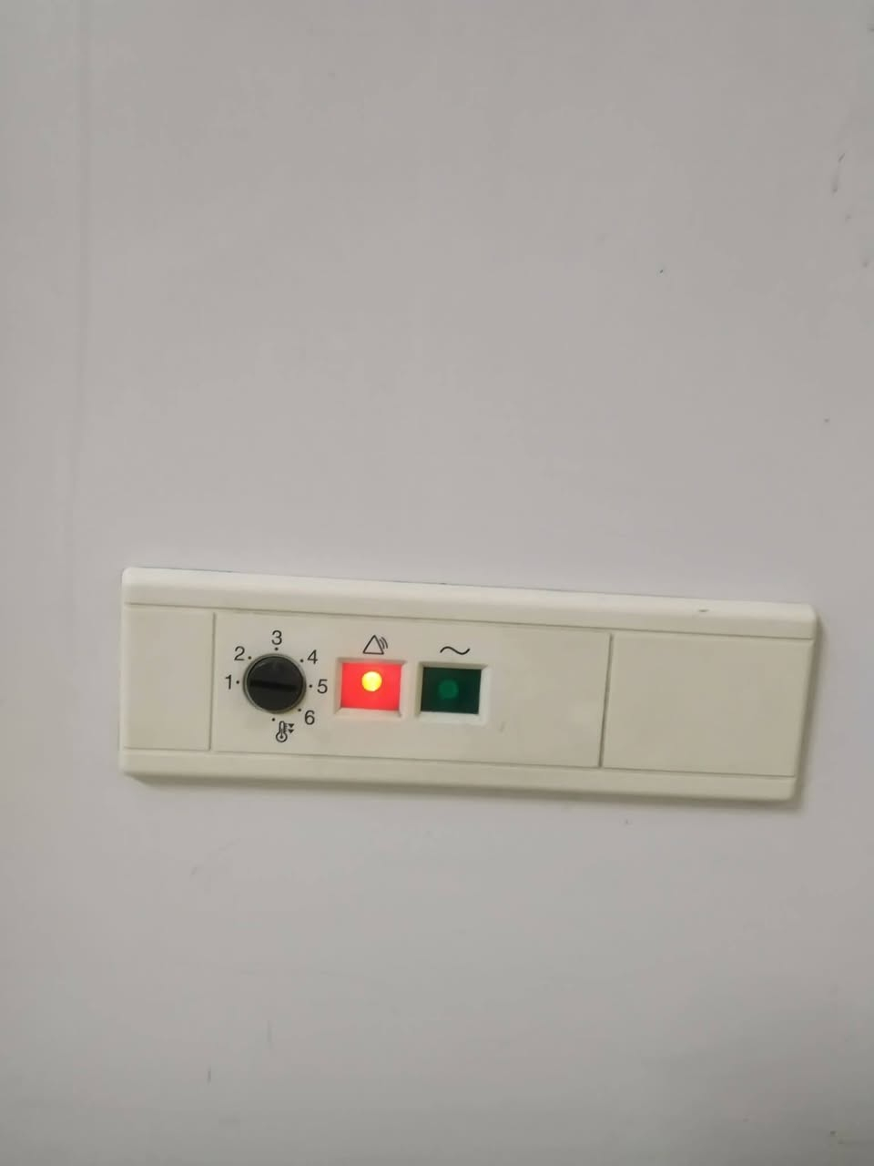 مجمده للبيع حجم ١٤ صناعه ايطالي ابلاديه كلشي ممبدل بيها ع الفحص السعر ١٥٠ الف


**إذا كنت صاحب هذا الإعلان وتريد حذفه لأي سبب، رجاءا أرسل رسالة إلى الدعم الفني**