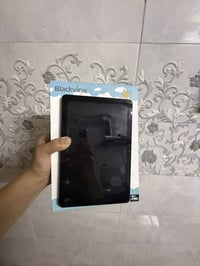 ايباد جديد مستعمل شي قليل كلش  ويا كارتونه وشاحنه مكان بغداد السعر 130...