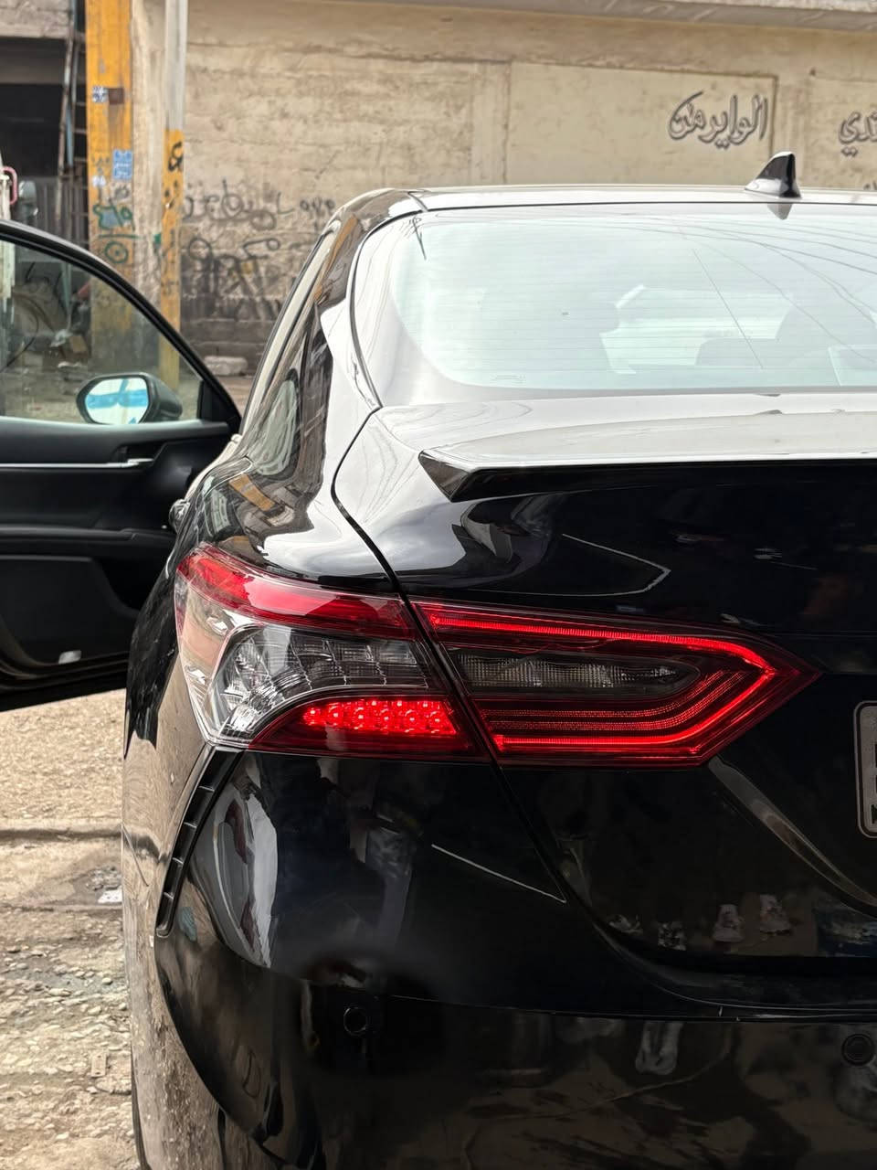 للبيع
كامري xse 2022
محرك V6
اعلى مواصفات بالكامري

بصمه 
تبريد قطعتين
سستم سماعات جي بي ال 12 سماعه 
لايتات led
كشنات جلد 
فتحه بانوراما 
داتا شو 
كامره اماميه 
كامره خلفيه
كامرات 360 درجه 
مستشعر وقوف 
كشنات  تدفئه وتبريد
نقطه عمياء 
اشارات مري
شاشة جبيره 
مرايات كهربائيه 
مثبت سرعه 
اشارات ترحيب 
10 وسائد هوائيه 
لايتات زينون 
كاربلي
شحن لاسلكي 
تحذير مغادرة المسار 
تحذير اصطدام 

ماشي 45 ميل 
ضررها جاملغ كلير خلف السائق فقططط

للتواصل 
***********

