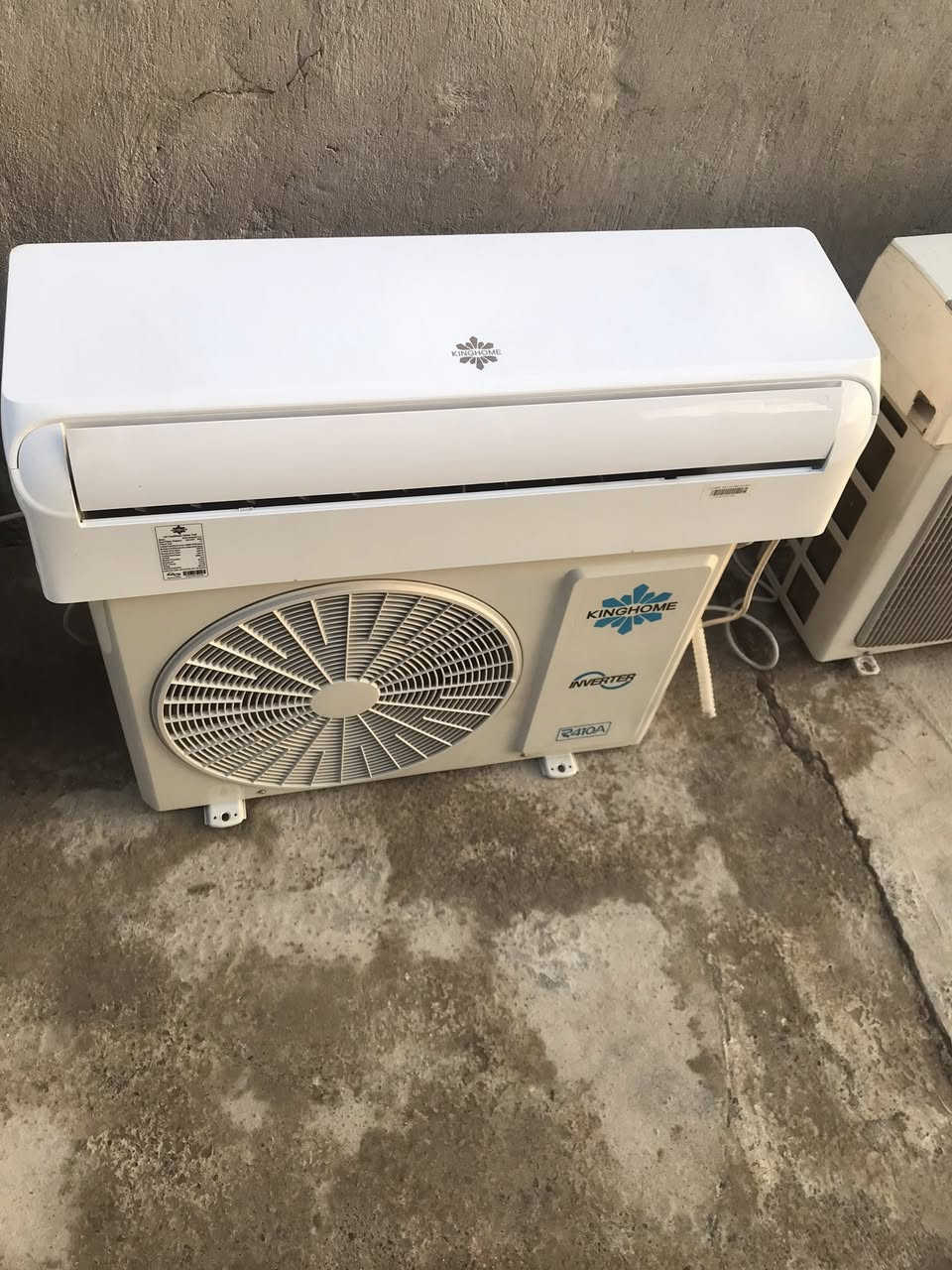 سبالت انفيرتر نوعيه كنك هوم مستخدم ثلاث شهور فقط السعر مراسله الصفحه او التصال بل ***********
