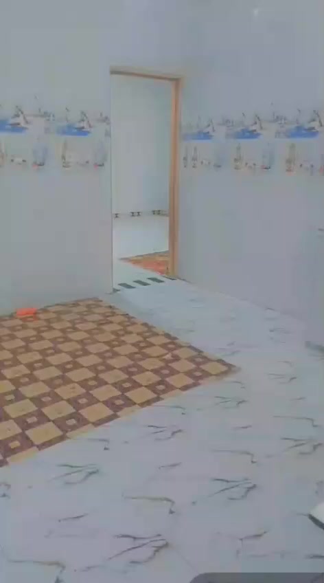 السلام عليكم يعلن مكتب عقارات الثغر عن توفر بيت للبيع المساحه الكلية البيت 200متر يتكون البيت من غرفتين وصاله ومطبخ وحمام اوديوانيه.   ابلوك السقف اعكاده قريب على المدرسة الأهلية السعر 42 مليون اوبيه مجال بناء حديث تواصل مع مكتب عقارات الثغر والاتصال على الرقم الهاتف *********** ملاحظة مستعجل على البيع كلش
