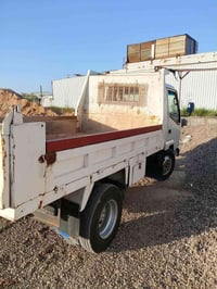 للبيع للاستفسار الاتصال ع الرقم   0771 178 6614