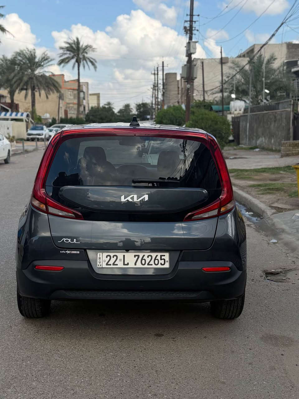 السلام عليكم كيا صول موديل 2022. رقم اربيل دولي 
وارد امريكي حادث جاملغ وباب السايق بجم كبس 
بدون لغد وبدون شاصي 
السيارة جاهزة من كل شي على وضع الشركة ماشية 53 الف ميل 
مكينة 2000 دوش المرغوب 
كير اوتماتيك 8 نمر 
شاشا جبيرة تدعم كار بلي 
كامرة دوارة وحساسات خلفية 
رادارات جانبية 
فول تحكم ستيرن 
رادار امامي 
تحديد مسار وسياقة ذاتية 
اوتو هولد 
رايدهة 138 $
مكاني بغداد الجديدة  *********** بغداد, العراق
