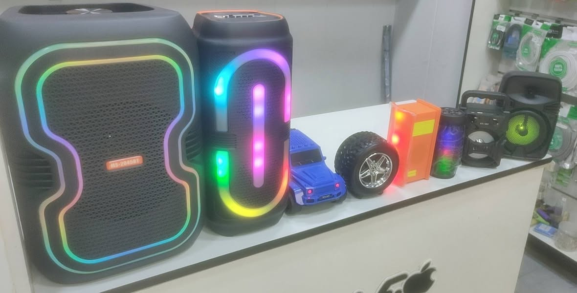 السلام عليكم زبائننا زبائن مركز المهندس 
سوينالكم عروض على سماعات ال MP3 Speaker
بعدة احجام واشكال واسعار وطبعا كلهن مرتبات وصوت عالي
🔴توفرن !!
ــــــ بالفرع الثاني 
ــــــ الموقع الصويرة شارع المبايلات نهاية شارع المركز #مكتب المهندس 2
#مركز-المهندس-للالكترونيات


**إذا كنت صاحب هذا الإعلان وتريد حذفه لأي سبب، رجاءا أرسل رسالة إلى الدعم الفني**