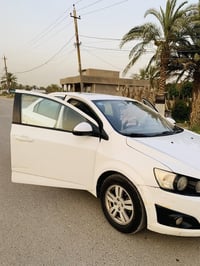 سونك ٢٠١٢ خليجي ماشيه ١٧٠ الف محرك ١٦٠٠ جاهزة السعر ٦٠ وبيها مجال مكان...