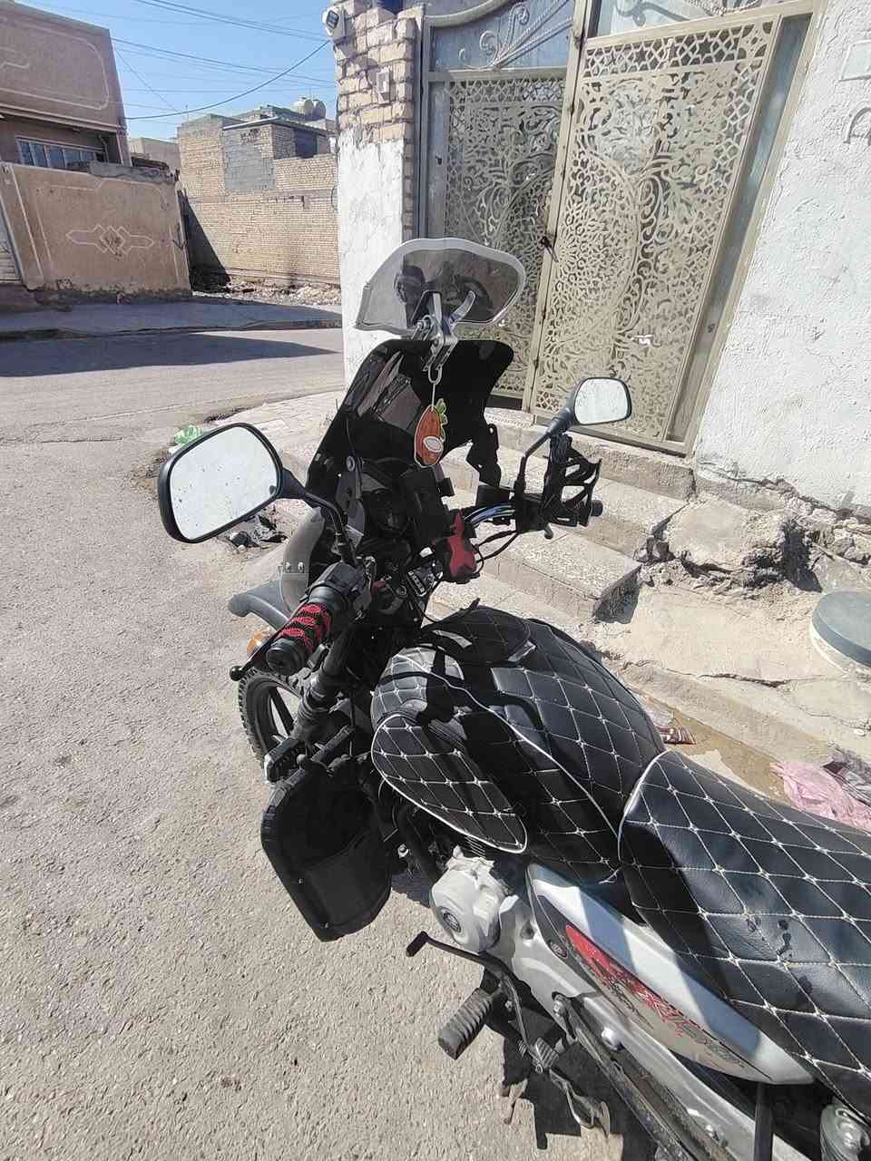 بوكسر موديل ٢٢ كاملة مابيهة نقص محرك خير من الله مجفتة تجفيت شركة ترايك وين متريد رقم وسنويه السعر خاص *********** وتساب فقط
