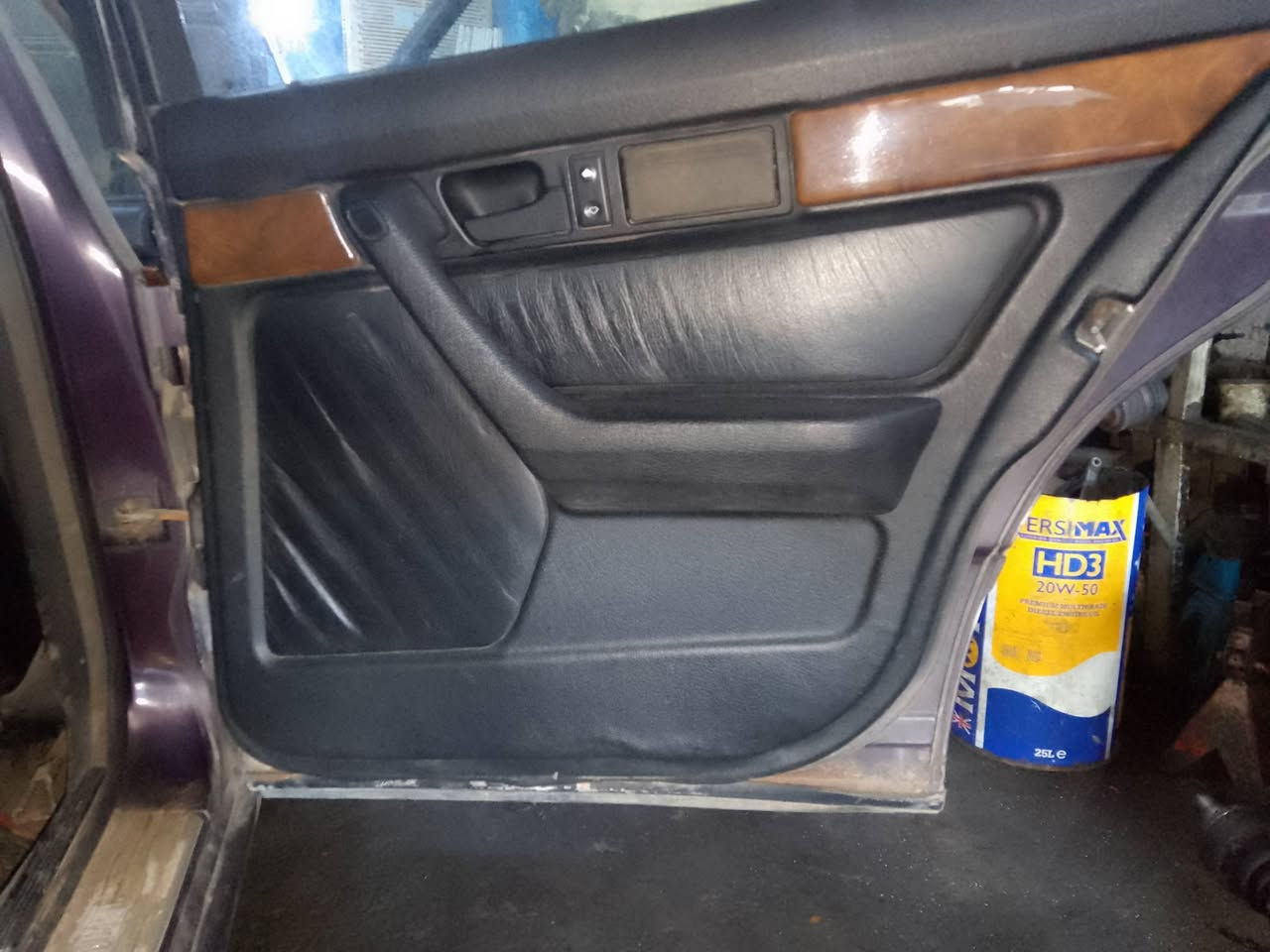 سلام عليكم شباب من رخصت الأدمن
بطاين 500 كارتير وكشنات ودشبول ايرباك وجكامج يعني غرفه كامله بصوره عامه السعر 550 ألف جوه السوك وبيهن مجال للشراي كلش جدد البطاين ***********
