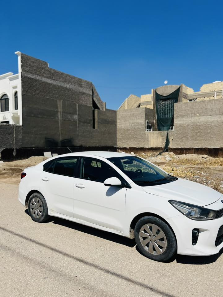 سلام عليكم ريو2018كير ومحرك وحداديه كفاله تخم تاير جديد مال جناي جاهزه الاخير محرك1600بيها2قطع صبغ فقط كير Atالمرغوب محرك ما مفتوح
السعر92وبيها مجال
الاتصال***********
مامتواجد بلخاص 👆👆
مواصفات السياره 
شاشه 
تحكم استيرن 
كامره 
نضام ايكو 
حساسات
