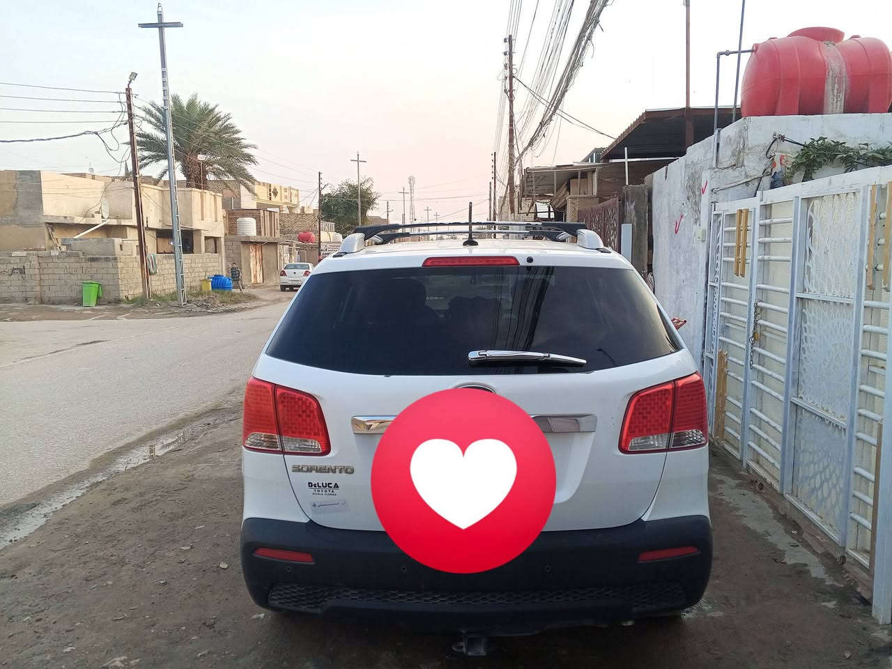 السلام عليكم ورحمه الله وبركاته سيارة سورنتوو 2013 محرك 2400سيارة جاهزة من كلشي كلين لا ضربه ولا صبغ تخم تاير جديد دوشمه جديده السعر خاص *********** ***********المكان بابل .....
