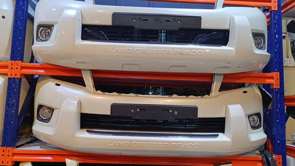 تتوفر لدينا قطع وادوات غيار لاندكروزر لكزز برادوو من ٢٠٠٨ لحد موديل ٢٠٢٢ يوجد توصيل جميع محافظات العراق ***********
