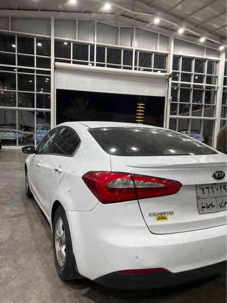 كيا سيراتو
سنة الصنع:2014
عداد المسافة 200 الف كم
وكالة خليجي 
صبغ ٤ قطع صفحة السايق
كير مكينة كفالة
بدون ايرباك
مكينة 2000 دوش 
فول مواصفات
لمتد
تدفئة تبريد كشنات
بصمة+ فتحة سقف
رقم سليمانية باسمي
السعر 115 وبيها شي بسيط
الكاظمية جكوك
يتوفر بيع وشراء ومراوس
*********** بغداد
