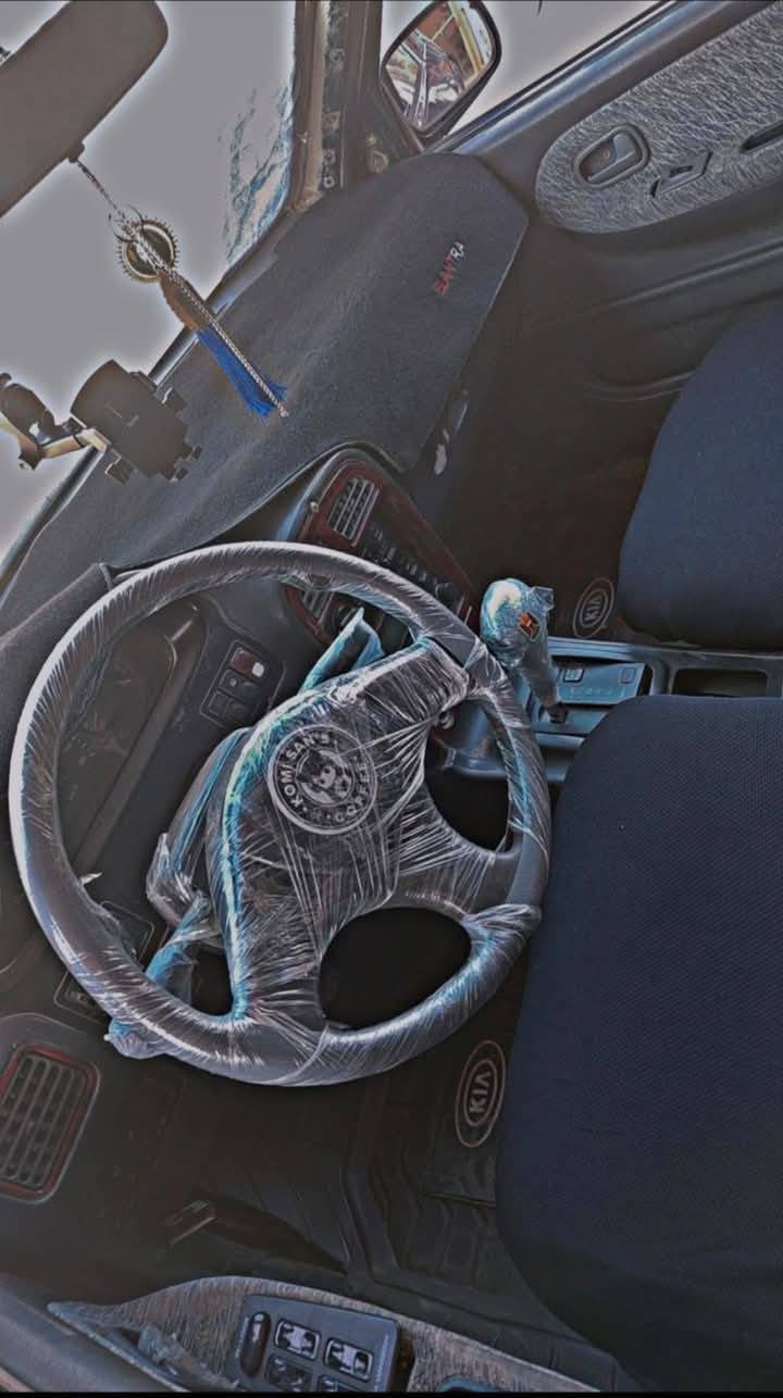 السلام عليكم كيه سبورتج 1993 نجف سنويه 28 سياره خير من الله كير و محرك كربلائي 4 لاتنقيص ولاتبخير ٤٠ وبيها مجال مكان السياره نجف او مراوس حسب القناعه ***********
