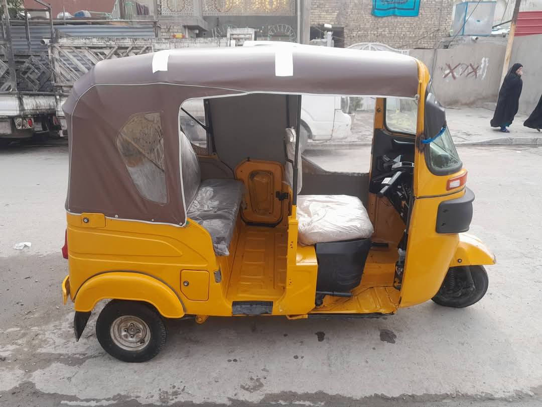 تكتك م 21  أوراق المصطفى مصبوغه عام للجماليه نضيفه السعر 5٫800 عنوان بغداد م الصدر اتصال / ***********
