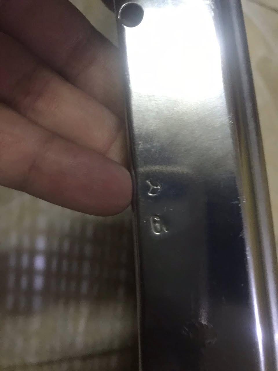 للبيع شباك مرسيدس جامبو اصلي
مال حاويه  سعر 75الف 

عنوان بغداد 

***********
