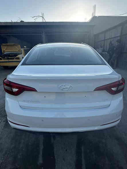 سلام عليكم سوناتا اصل غاز بلادي موديل2017   أدوات  ادوات كص جنطه سياره طك كارتون كامله مكمله من كلشي برغي ممفتوح بيه شرط 
تحكمات استيرن 
1 نضام ايكو 
2 حساسات خلفي امامي شغال
3 هيترات ستيرن +كشنات امامي خلفي هيترات
4 كشنات نفخ
5 بعده بدهن الشركه ستوه كملت السياره 
رايده 58 وبيه  مجال مكاني بغداد شراي فقط***********
