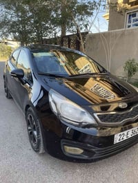 كيه ريو موديل 2012 خليجي فول 1/1 فتحه تحكم مري شفط  لد امامي خلفي مكين...