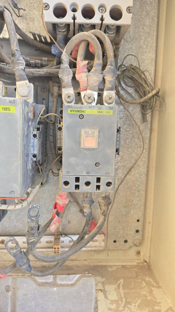 بورد مستعمل 
ثري فيز 
يحتوي على قاطع 400A
كونكتر عدد 2حمل الفيز الواحد 180A
عداد كتروني 
السعر 400قابل التفاوض 
***********استاذ علي
