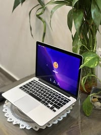 ماك بوك برو • ٢٠١٥ • نظافة ٩٥٪