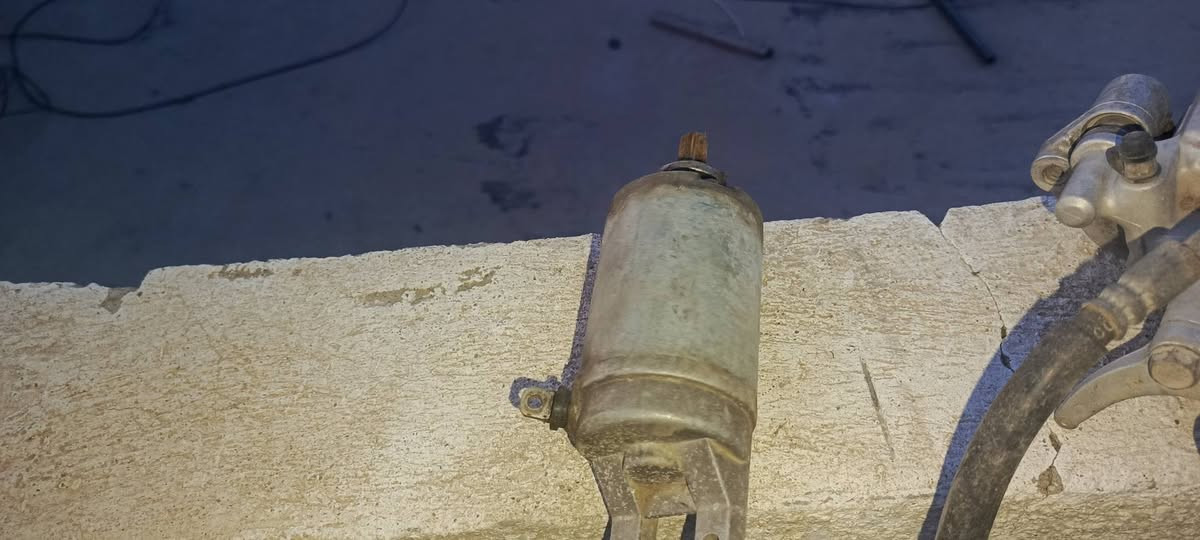 السلام عليكم غراض سكاي 250مثل ما واضح بالصور
عنوان الغزاليه ***********
