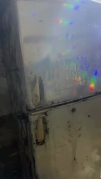 ثلاجه • حجم وسط • قابل تفاوض