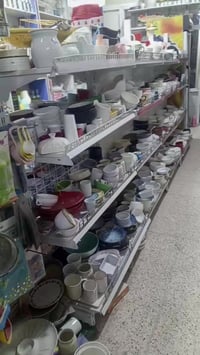 ميز وسطي للبيع 07829429118