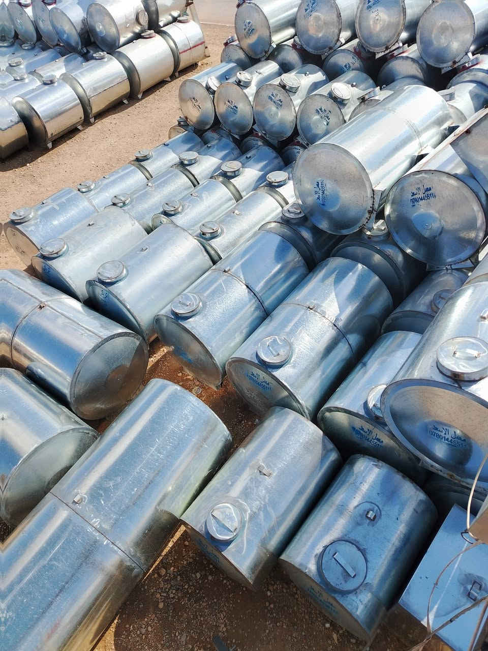 بسم الله الرحمن الرحيم يعلن معمل الأسعد للسخانات والخزانات بي توفير جميع انواع الخزانات والسخانات من ٥٠٠ لتر إلا ١٠٠٠٠ لتر وبي اسعار تنافسية يوجد توصيل داخل وخارج القضاء جمله ومفرد العنوان الأنبار القائم الكرابلة مقابل ملعب الريان *********** َبي أدارت فراس ابو أسعد
