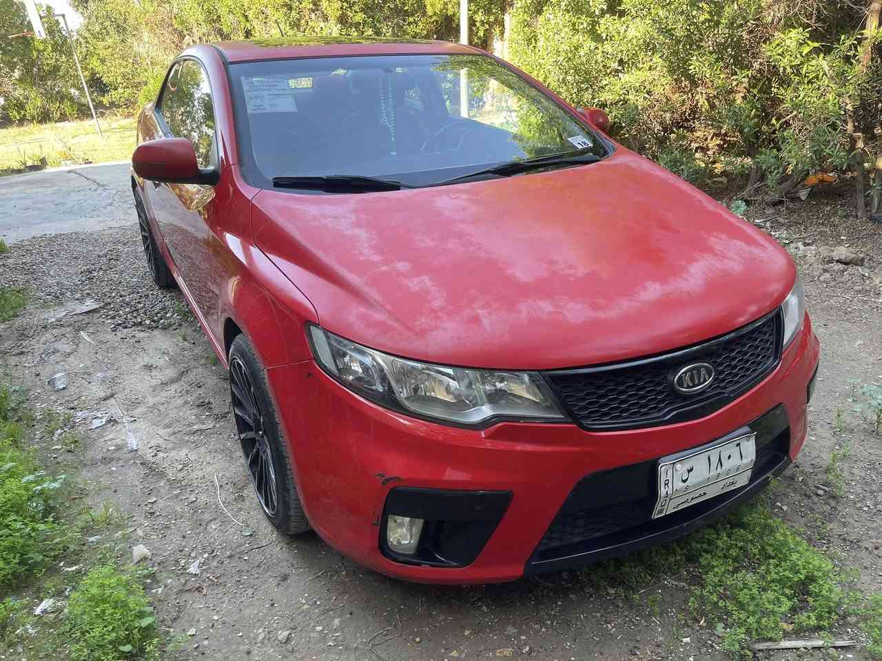 السلام عليكم 
كيا سيراتو كوبي ٢٠١٣ محرك ١٦٠٠  خليجي بدون حادث طخة بسيطة كما موضح بالجاملغ الخلفي ، البنيد جارد مع قليل من القمارة السعر ٨٠ قفل مع جزيل الشكر 
***********
