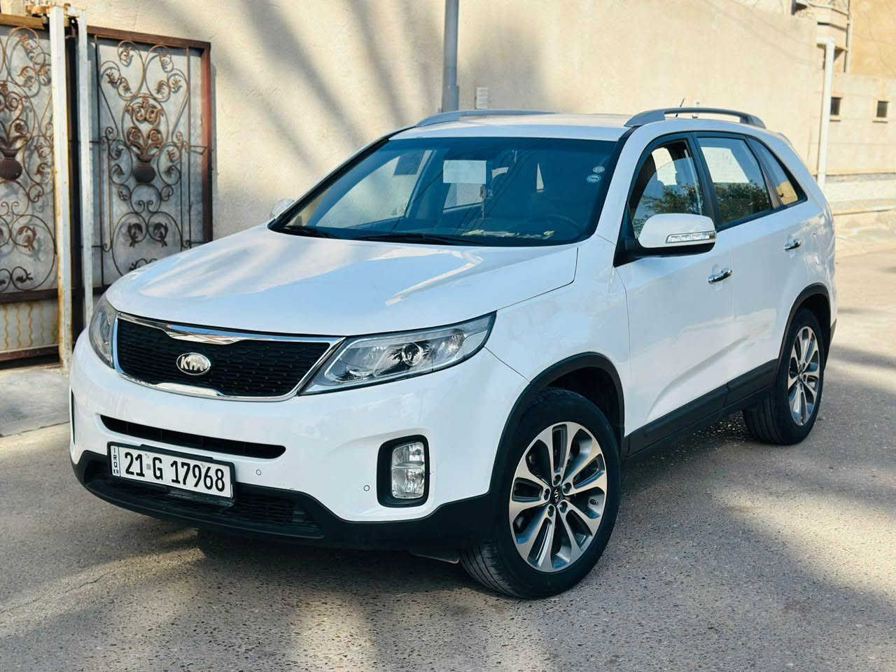 السلام عليكم كيا سورنتو 2014 خليجي سليمانية سنويةبسمي محرك 4 سلندر دوش 7 راكب بصمه تشغيل 3 قطع تبريد سونار مع منشور بدون صبغ السيارة فقط بارد كما مذكور بسونار السعر ب 167 ورقه و بيه مجال الشراي مراوس حسب قناعه مكاني بغداد *********** بغداد, العراق
