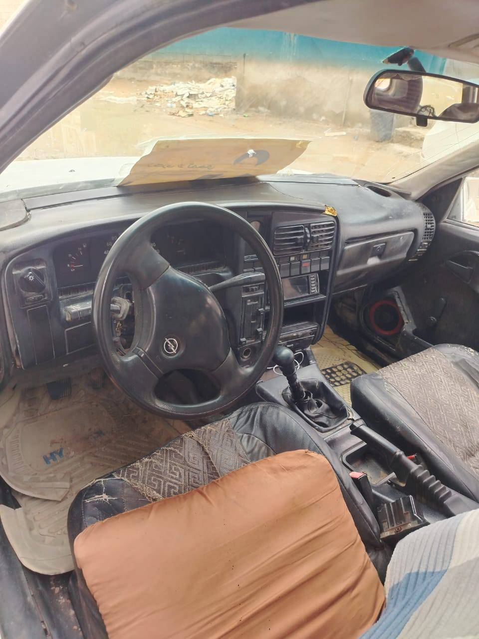 أوبل أوميگه كير وحداديه مكفولات مكينه كايمه السعر 13 وبيه مجال مكاني كوفه ***********
