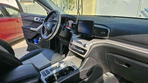 فورد اكسبلورر 2023 
رقم اربيل سنوية جديدة 
كوبون بانزين بيها
محرك 4 سلندر توربو
مواصفات XLT 
بصمة 
كير ماوس
تحكم ستيرن كامل 
كشنات كهربائية
مقاعد vip
وضعيات قيادة 
تبريد 3 قطع
كشنات تدفئة
رادار + تحديد مسار + نقطة عمياء
صندوق شفط كهربائي
سيارة كلين بس بيها تعديل بارد شبرين بالصندوق
السعر 280 بي مجال
رقم موبايل *********** طوز
