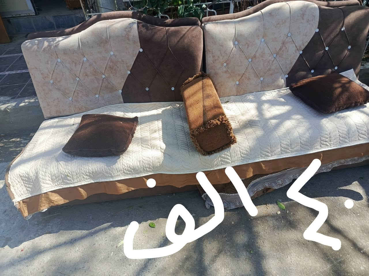 الشراي اتصل *********** العنوان وادي حجر
