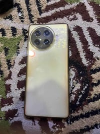 تكنو سبارك ٢٠ برو بلس • ٢٥٦/٨+٨ • جديد وكفر وشاحن