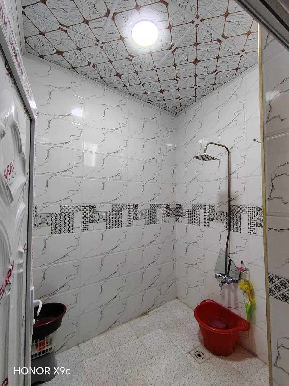 🏠 دار للبيع في حي القوسيات، خلف معمل غاز التوفيق.
- المساحة: 180 متر
- فول كامل
- يتكون من:
- غرفتين نوم
- هول
- استقبال
- مشتملات
- مطبخ
- كراج
- الاتجاه: قروب ☀️
- خدمات:
- ماء
- كهرباء
- التبليط: 30 متر
- البناء حديث
- كاشي سرميك، سقف ثنوي، فول كامل
- وجهاً: 12 متر
- نزال: 15 متر
- سند زراعي نموذج 25 حق التصرف، سند أبيض
- وصل بلدية
- السعر: 65 مليون، قابل للتفاوض

للاستفسار:
- ***********
- ***********
