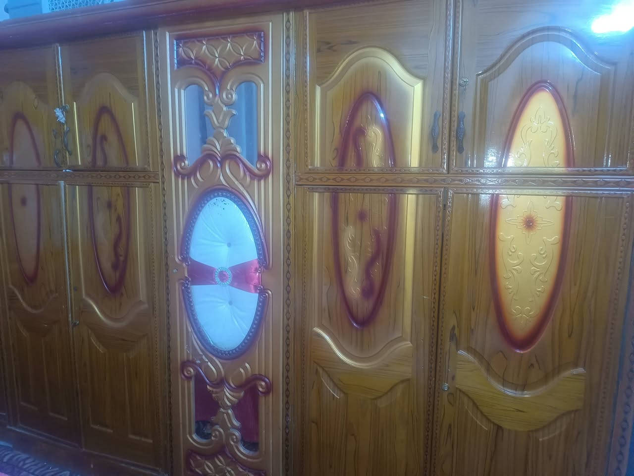 غرفه عراقيه سوكيه لبيع لغرض السفر
التواصل عل الواتساب ***********
رايدها ٦٠٠الف وبيه مجال
