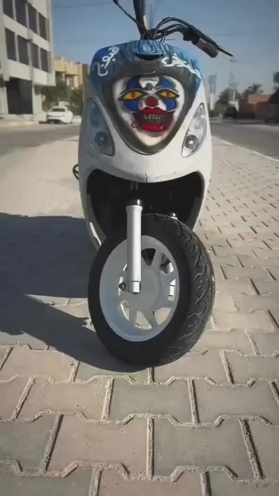 السلام عليكم دراجه للبيع نضيفه كلش ما مفتوحة الشراي 
👈 ***********
