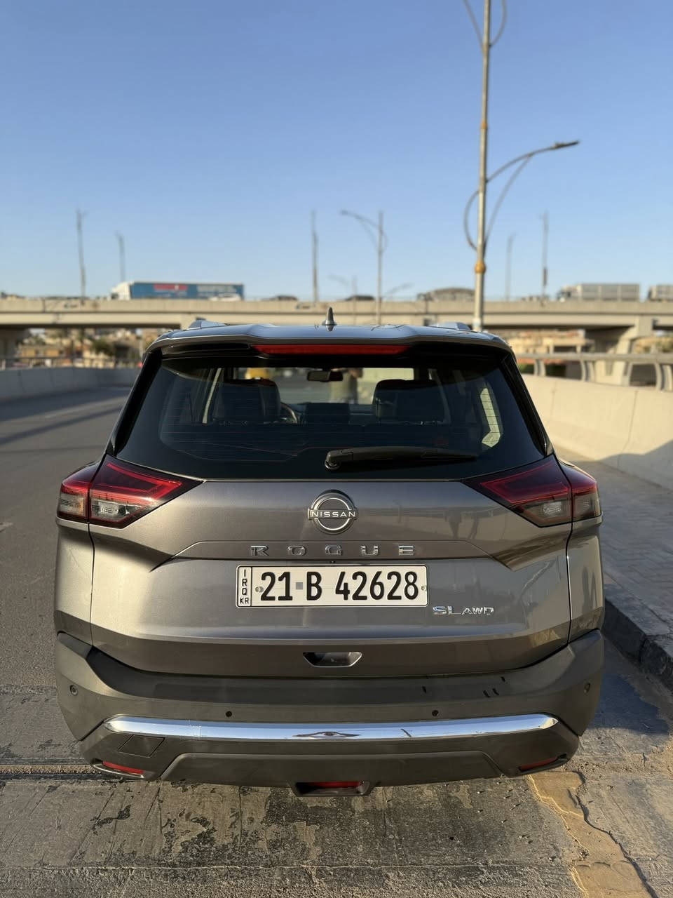 سلام عليكم من رخصة الادمن 

للبيع نيسان روج 2023 sl awd

السياره فول مواصفاة  

بانوراما

رادارات قيادة ذاتيه وتوقف ذاتي

نقاط عمياء 

تدفئة ستيرن وكشنات 

صندوك كهربائي شفط 

حساسات اماميه وخلفية وجانبيه 

كامرات 360 درجه 

كشنات جلد 

سماعات Boss مع دمام مانع للضوضاء 

السياره جديده حيل استخدام شخصي 

السياره حادثها جداً بسيط فقط قبغ جنطه بدون دواخل بدون ايرباكات بدون كولشي 

السياره ماشيه  32mi 

مكان السياره بغداد وباسمي تحويل شوكت ميعجبك 

 صفر مسج كامله مكمله من كل نواحي دينار متصرف عليها 

استفسار اكثر خاص او*********** السعر 19300$  يعني (193) ورقة وبي مجال
