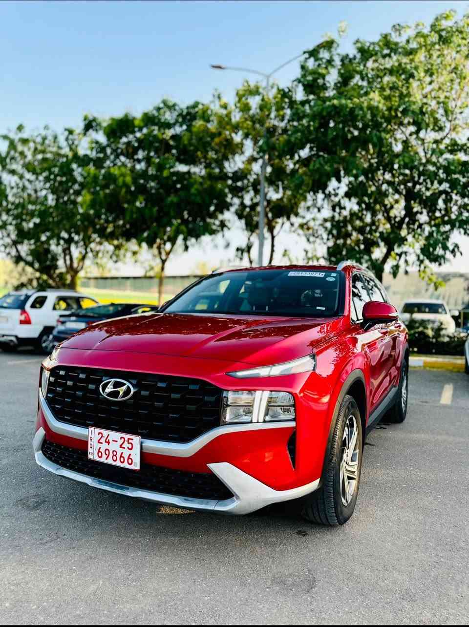 هيونداي سنتافيه 2023/
HYUNDAY SANTAFEE 2023/
رقم شمالي 
عدد مسافات 58 mi
——————————————————
✅ 360 كاميرات
✅بصمه 
✅ تحكمات +شفتات استيرن
✅ صندوق خلفي كهرباء
✅ محرك 2500
✅ شاشة كبيرة + نظام ملاحة
✅ تدفى مقاعد
✅ رادار + نظام المحافظة على المسار
✅ مانع تصادم أمامي
✅ بصمة أبواب
✅ حساسات خلفية
✅ جنط مميز
✅ نظام دخول ذكي + تشغيل عن بعد
حادث تبديل جاملغ فقط 
وبنيد راجع نفسه وباقي سياره كفاله 
سونار موجود ويا صور 
————
مكان السياره بابل
***********
