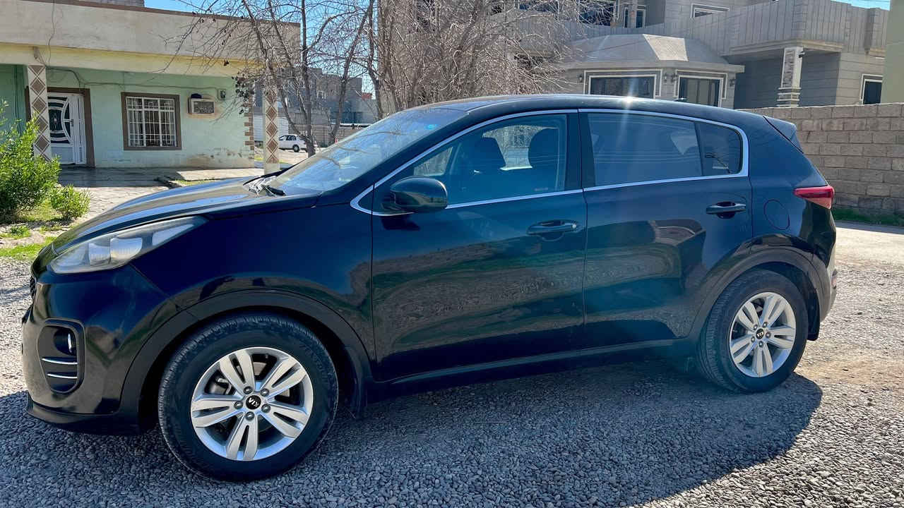 السلام عليكم
كيا سبورتج امريكي 

موديل 2019 

رقم صلاح الدين دولي باسمي

 بدون صبغ

محرك 2400

شاشه كامرا

تبريد قطعتين 

تحكمات ستيرن 

السونار مرفق

 محرك ما مفتوح

 السعر 145  

ويرهم مراوس 

الشرقاط 

***********
