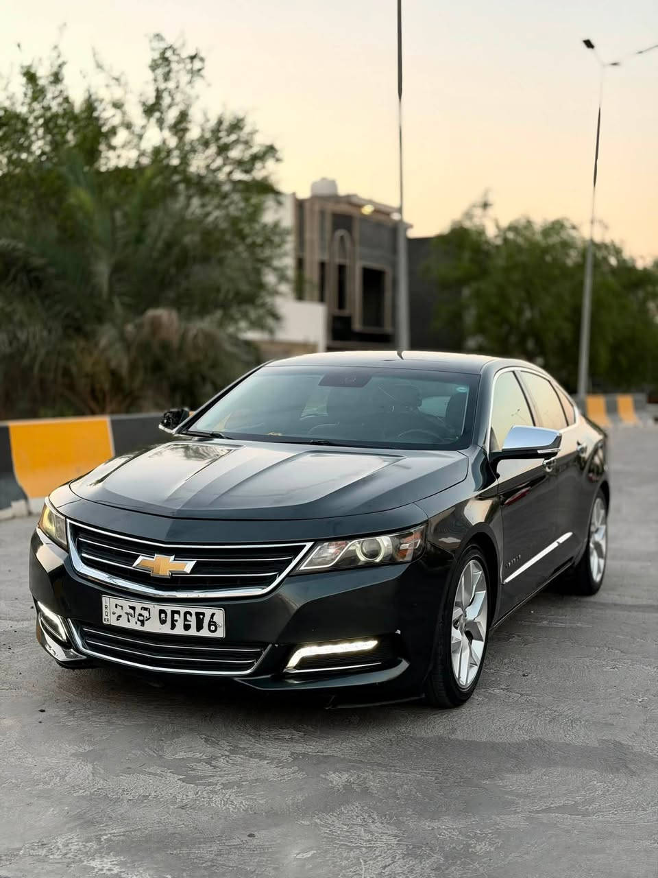 امبالا 2019 بريمير (Premier) 
فول عدا البنوراما
6 سلندر 3600 
جاملغ وبنيد بدون دواخل 
وقطعتين كلير من امريكا جاملغ خلفي وباب
• المواصفات الداخلية والخارجية:
• كراسي جلد (وتدفئة).
• شاشة كبيرة مع نظام خرائط وكاميرا خلفية. شاشه قاصه
• ⁠سايد بريك كهرباء 
• نظام صوتي Bose احترافي.
• رادار جانبي (نقطة عمياء) 
• تشغيل عن بعد + بصمة أبواب وتشغيل.
• ويل كب حجم 19 
• إضاءة LED نهارية .
جاهزة من كل النواحي (صدر، محرك، كير) وما تحتاج أي مصاريف.
المكان: بغداد - شارع فلسطين.
السعر: 128
للتواصل: ***********
