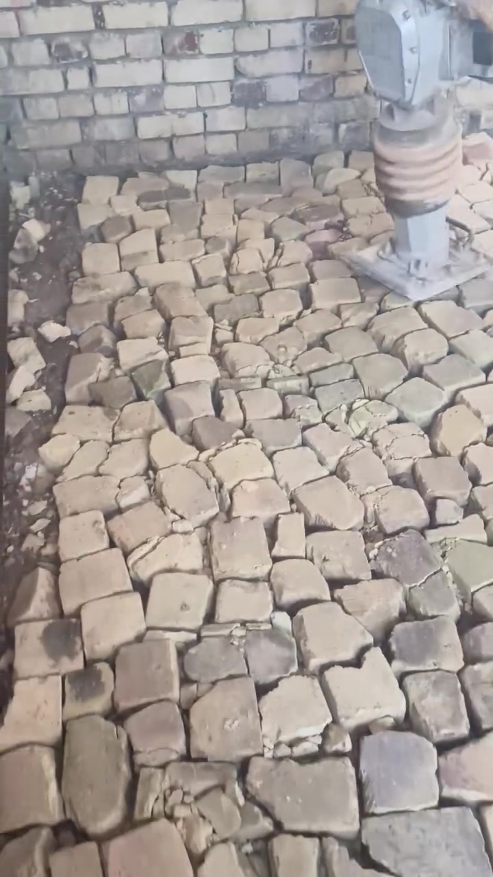سلام عليكم قفاز حدل اوتربيع البيوت نتصال على الرقم بية واتساب ***********
