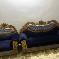 طقم قنفات • كحلي مخمل • هيكل مزخرف ذهبي