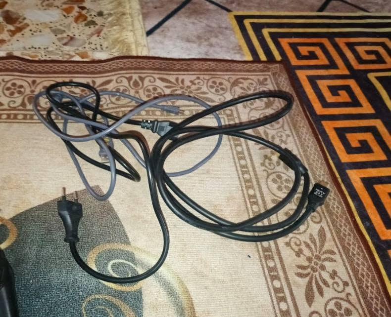 السلام عليكم عندي ابلي اثري فات مهكر معا هارد بي 50 لعبة كل شيء ما بي السعر 100 المكان بغداد الشعلة قطاع 7


**إذا كنت صاحب هذا الإعلان وتريد حذفه لأي سبب، رجاءا أرسل رسالة إلى الدعم الفني**