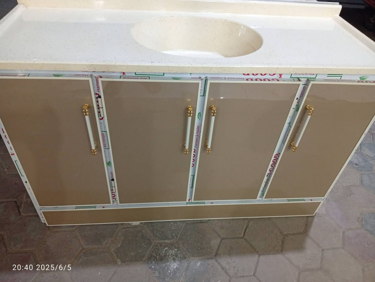 صيانه موقعيه  تبديل اللون مع صيانه عامه للاتصال *********** ميسان
