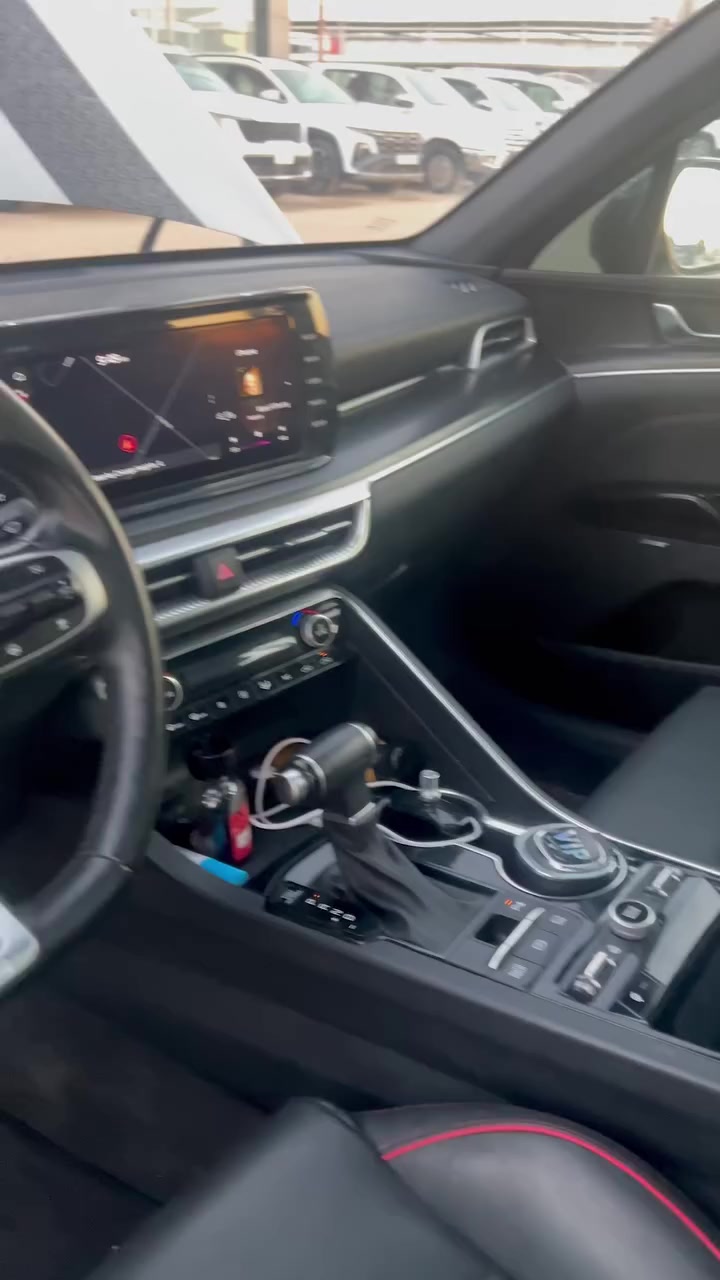 K5GT  

الموديل 24 

المحرك 2500توربو 

الكير DCT 8نمر 

اللون سمنتي 

دخول جديد  باسمي بامريكا ماشيه 27حاليا 28

بدون رقم تترقم جميع المحافظات 

المواصفات فول للاخير 

خمس منافذ شحن 

فجوج جيتي 

سماعات شركة بوس

شاشة تدعم كار بلي

كراسي كهرباء السائق والراكب 

مريً ترحيب 

السياره كله مختمة بالجيتي 

كشنات خزن 

تبريد قطعتين مناخي 

بانوراما 

توقف ذاتي 

خمس كامرات 360درجة 

جام يصعد وينزل اوتماتيك 

تشغيل عن بعد 

رادرات 

حساسات 

 كشنات تدفئة تبريد 

سايد بريك كهربائي 

كشنات كله جلد 

اشاير بالمري 

دبل جام

 الحادث باب وجاملغ وبارد بالبنيد اثر شخوط بدون اي دواخل 

للاستفسار ***********

غير متواجد على الفيس
