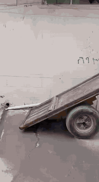 بيت للبيع في حي الزنجيلي قريب عل مجسر  مال حي الصحه يبعد عن الشارع 15 ...