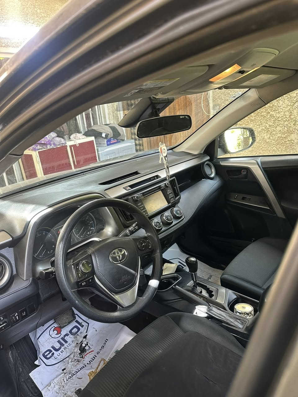 السلام عليكم
راف فور 2018 رقم اربيل 
حادث باب خلفي فقط وصور الحادث بالمنشور
ماشية 127
سيارة جديدة جاهزه 
رقم سنوية هزه كله جديد
مكان السيارة بغداد العامرية
بيع او مراوس 
السعر 170 ورقة 
***********
